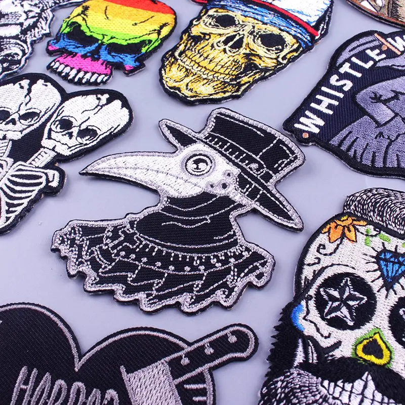 Plague Doctor Patch Punk Clothing Embroidered Patches for Jacket Appliques Badges DIY Skull Patch Iron on Patches on Clothes