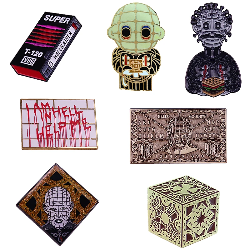 Horror Movie Series Hellraiser Enamel Pin Pinhead Brooch Bathroom Wall Blood Word I Am In Hell Help Me T-20 VHS Tape Badge