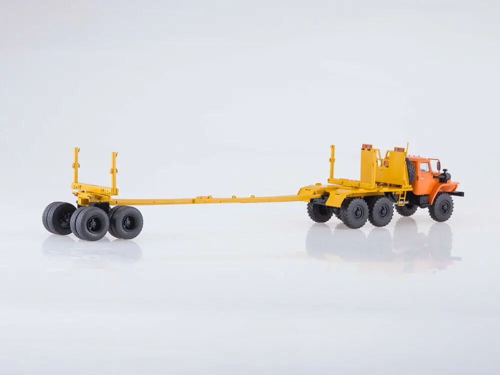 NEW SSM 1/43 Logging Truck with Trailer Ural-43204-10 USSR Car Timber Carrying Vessel Long Vehicle Diecast Alloy toys SSM1225