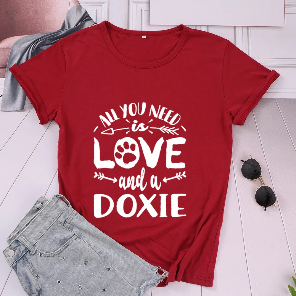 All You Need Is Love and A Doxie Mom Tshirt Graphic Mama Women T-shirt Kawaii Short Sleeve Top Tees Cotton O Neck Mother Shirts