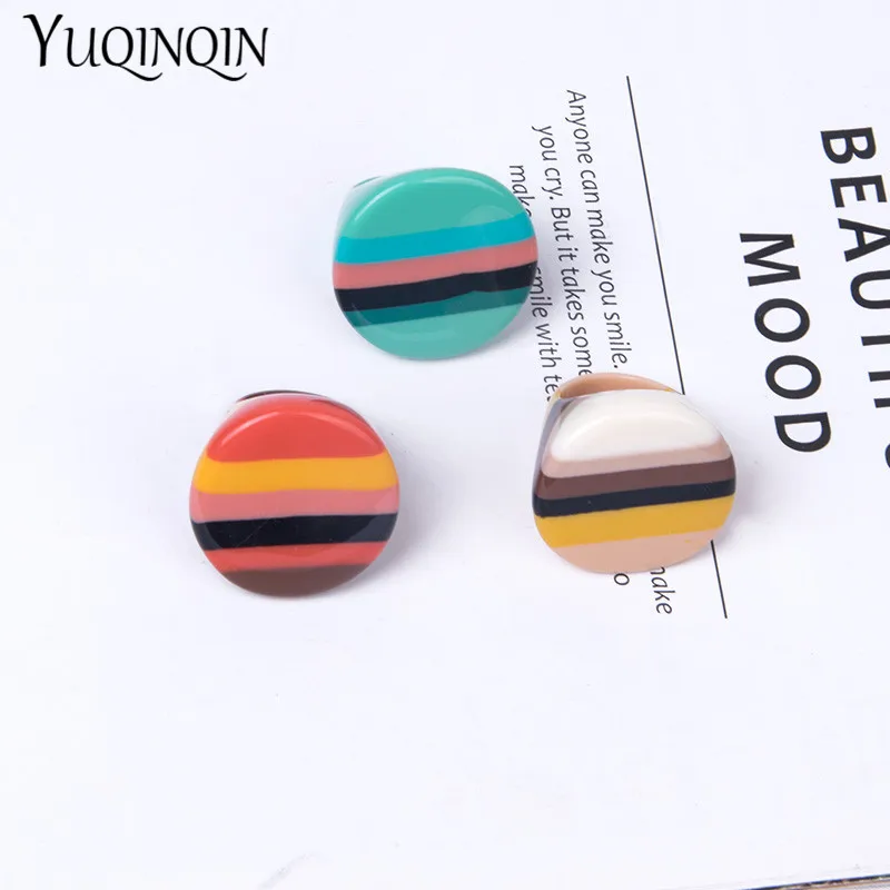 Fashion Colorful Resin Acrylic Rings Women\'s Round Big Finger Ring for Girls Simple Geometric Vintage Ring for Female Jewelry