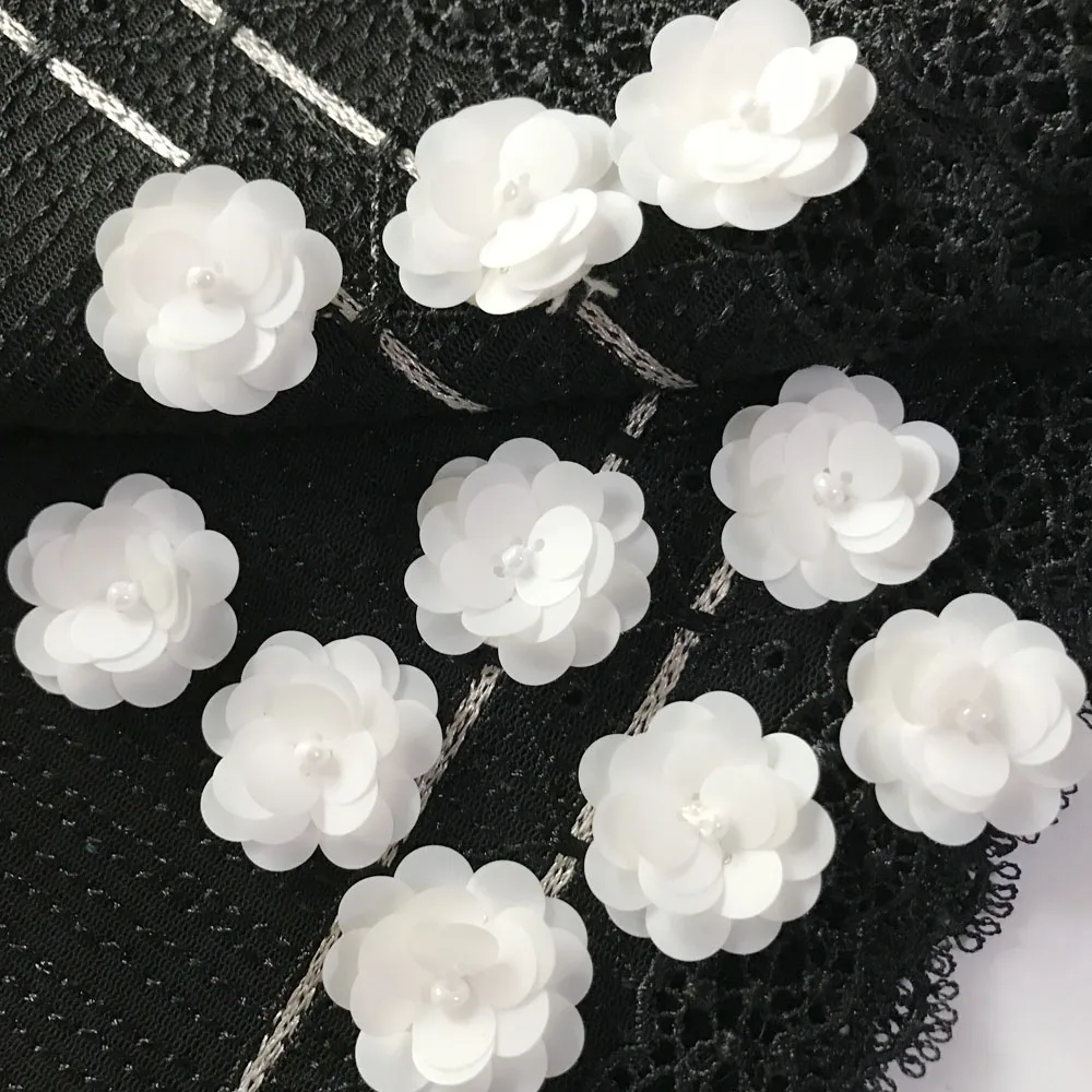 AHYONNIEX 10pcs/lot 2.5CM Sequins Flowers Parches Beads Patches Sew On Beading Applique for Clothes DIY Earrings Shoes Bags