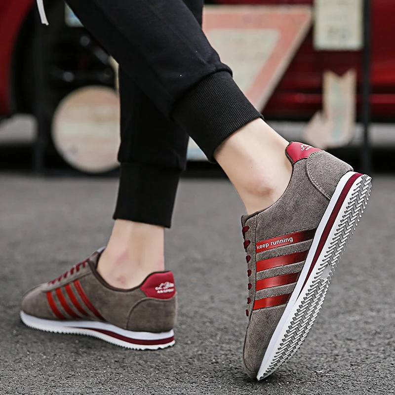 Tennis Shoes for Men Outdoor Sport Shoes Breathable Sneakers Light Casual Anti-skid Walking Canvas Shoes Male Flats Gym Footwear