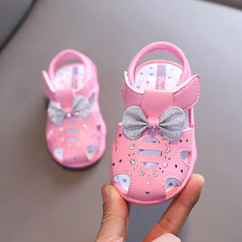 New Summer Sandals Shoes Cute Sweet Fashion Children Leathers Princesses Shoes For Girls Baby Breathable Hoolow Out Bow Shoes