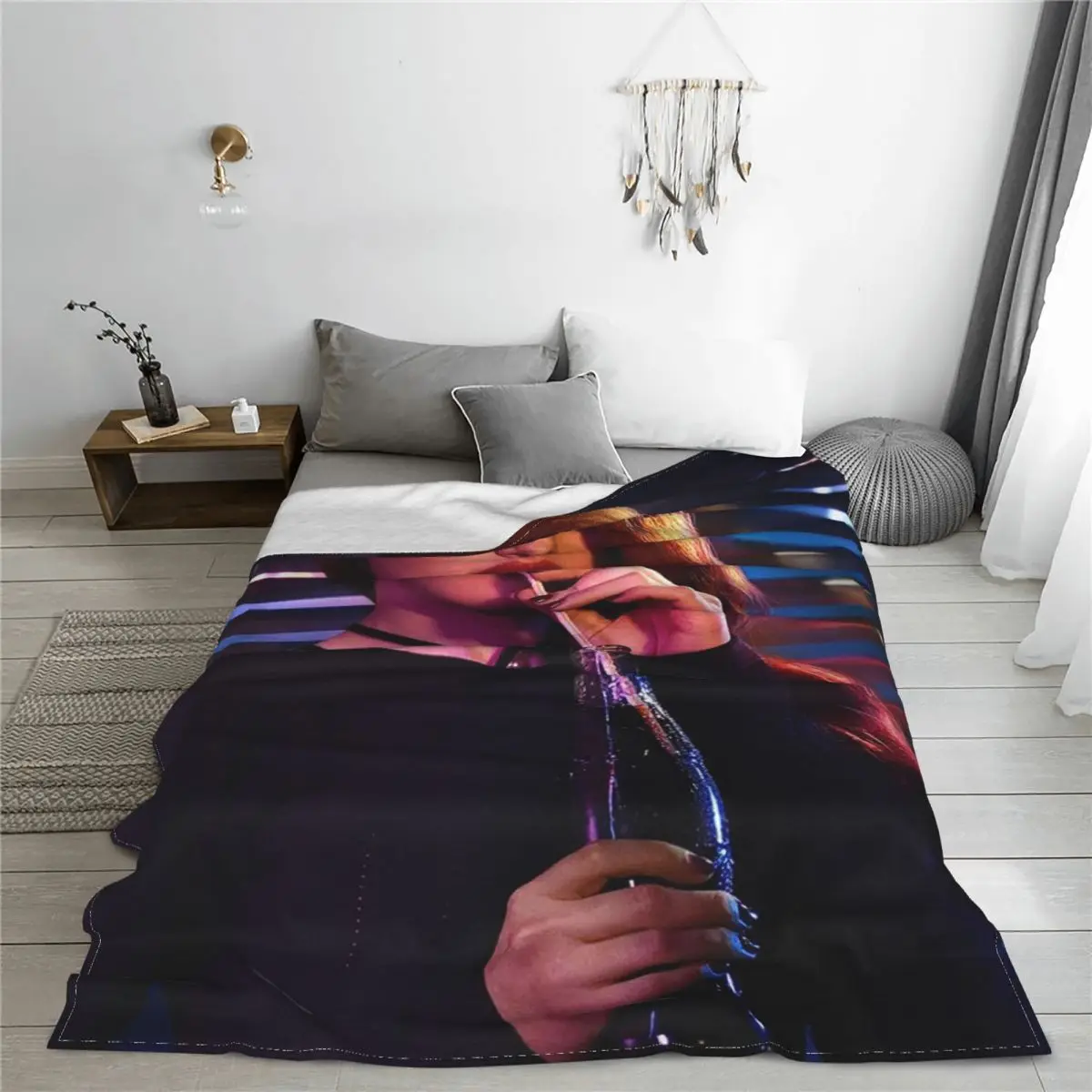 Cheryl Blossom Blankets TV Series Figure Riverdale Flannel Awesome Soft Throw Blanket for Bed Sofa Autumn/Winter