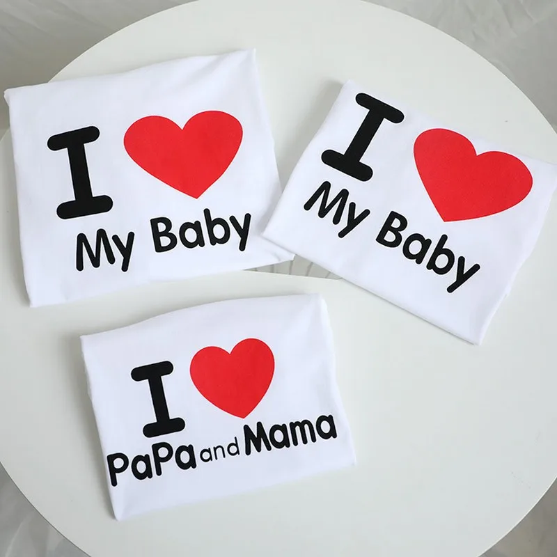 I Love Papa and Mama Baby Print Father Mother Kids Family Matching Clothes Summer Casual Short Sleeve White Tshirt Family Look