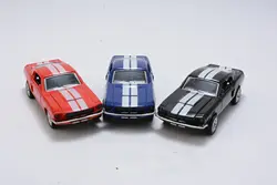 1:32 Scale Ford Mustang GT 1967 GT500 Pull Back Vehicles 13CM Open Door Alloy Car Toy Model Children's Toy