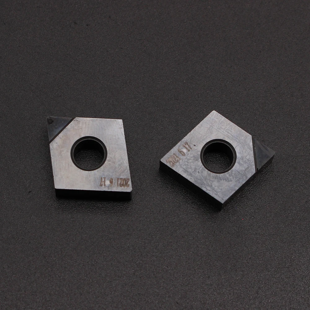 Utensile da tornio CNC con inserto diamantato 1PC CNMA120402 CNMA120404 CNMA120408 PCD per alluminio CBN per acciaio duro