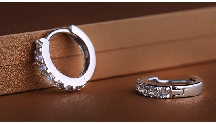 Korean Fashion Exquisite Round Crystal Silver Color Earrings For Women Small Hoop Earrings Wedding Party Jewelry Wholesale