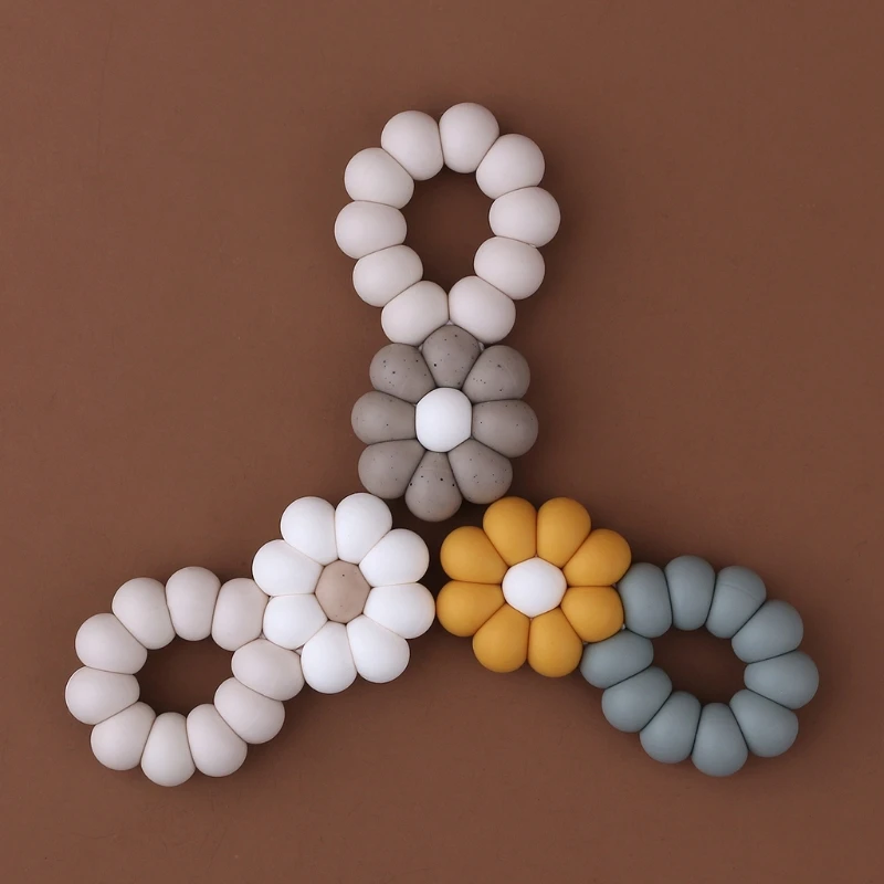 Flower Shape Baby Silicone Teether Food Grade Silicone Beads Newborn Nursing Teething Toys Rodent Baby Molar Chewing Accessories