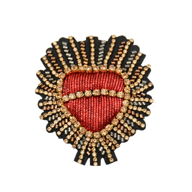 Maxsin 1 Pcs High Quality Hand-Beaded Rhinestone Indian-Silk Sequined Red Heart Shape Patch Hand-Sewn Garment Decoration DIY