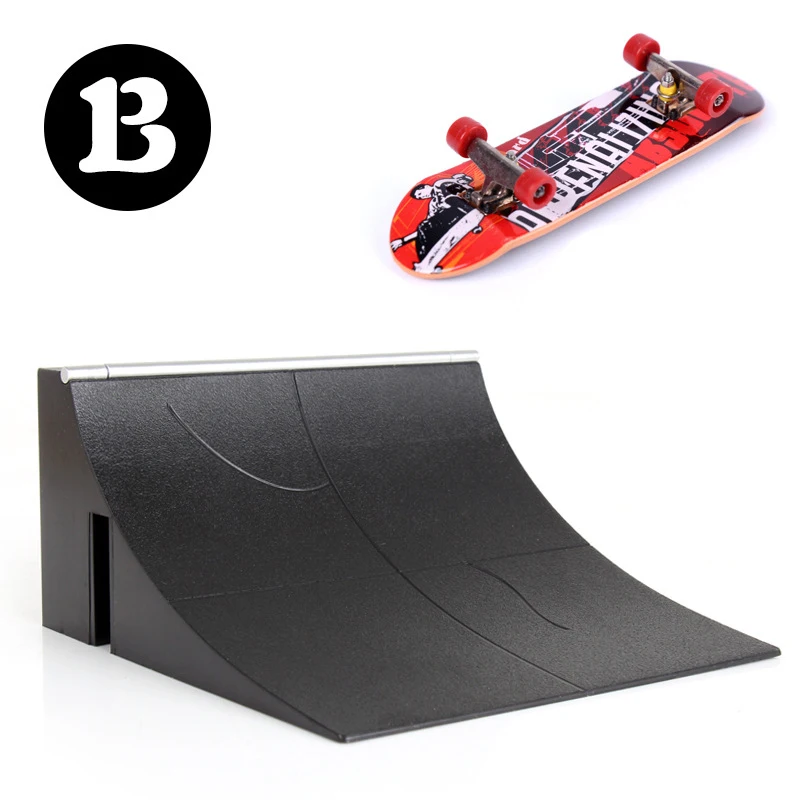 Kit Skatepark Finger Toys – Rampes, 3 Fingerboards, 3 Vélos, Pantalon Doigts, Accessoires