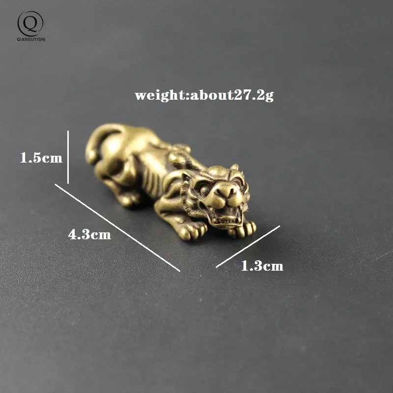 Brass Chinese God Beast Pixiu Car Ornament Keychain Pendants Copper Lucky Animal Key Chain Rings Hanging Jewelry Tea Pet Decor