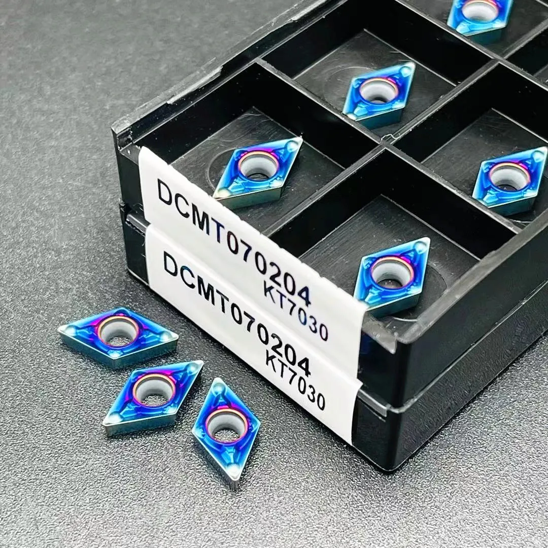 คุณภาพสูง DCMT070204 DCMT070208คาร์ไบด์เครื่องมือกลึงภายในเครื่องมือ CNC คุณภาพสูงเครื่องกลึงโลหะเครื่องกลึงโลหะเครื่องมือ Turning Insert