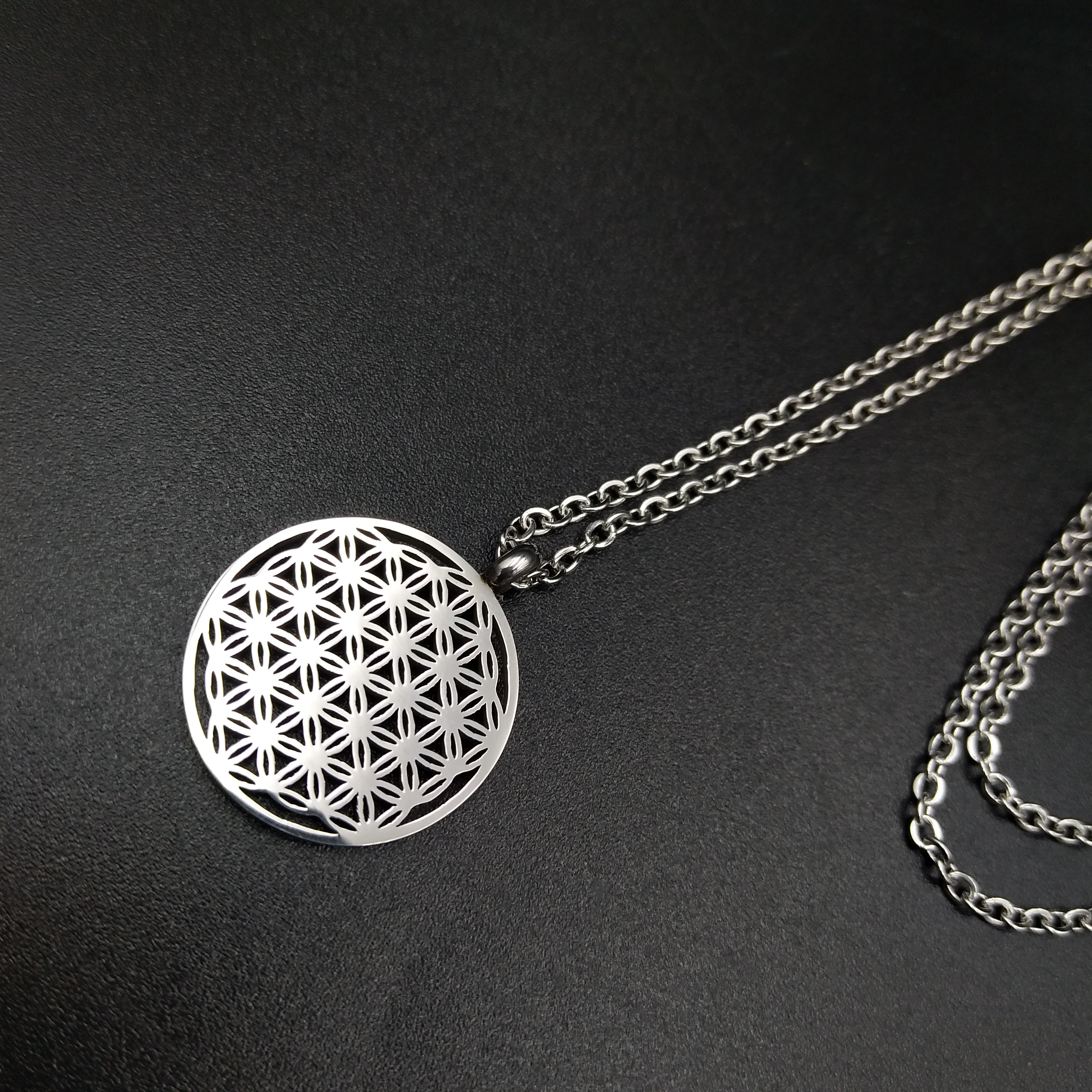 Highly Polished Stainless Steel Dainty Seed Flower Of Life Sacred Geometry Womens Necklaces Jewelry Fleur De Vie Neclase Women