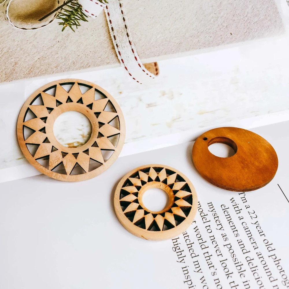 ZEROUP Wooden Round Eardrop white bronze Color Pendant earring Accessories Necklace Charms Jewelry Finding Diy Material 8pcs