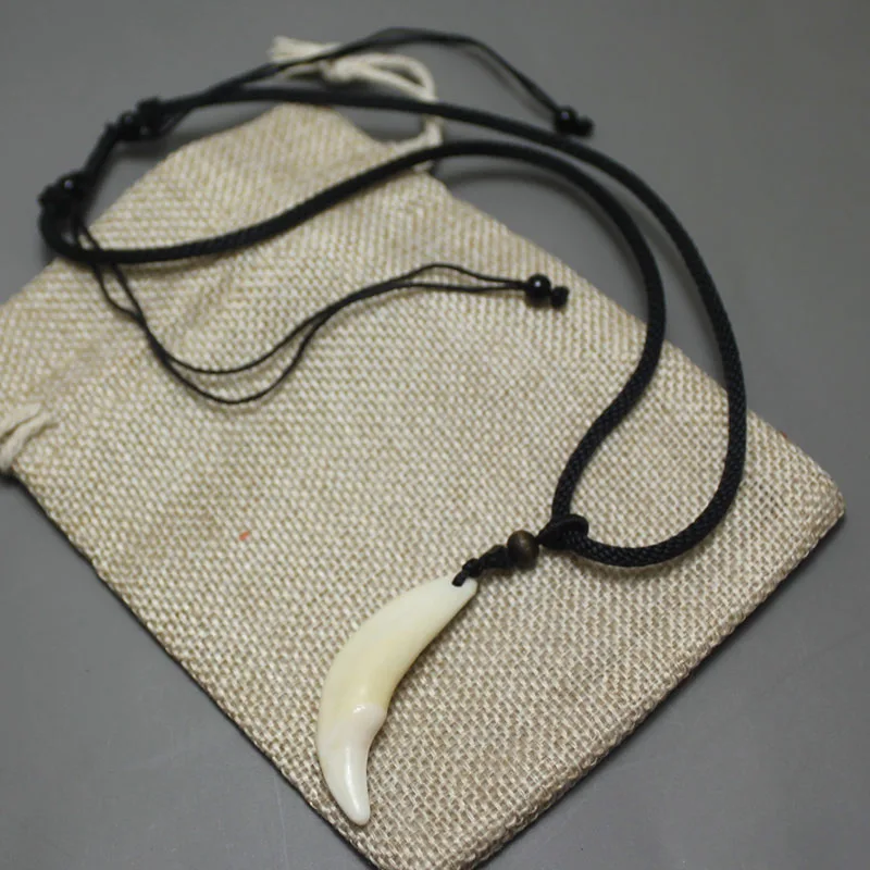 Natural Wolf Fang Pendant,Men\'s necklace Indian Jewelry,4PCS/ Wholesale Lot Dark Black Tribal Design Tooth Necklace