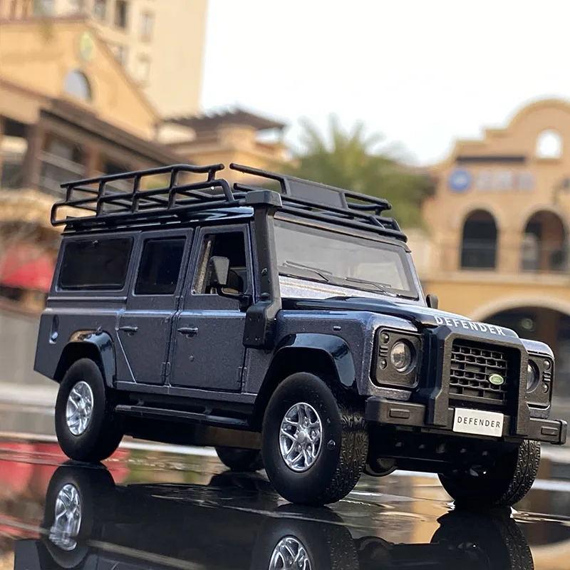 1:32 Range Rover Defender Alloy Car Model Diecast & Toy Metal Off-Road Vehicles Car Model Simulation Sound Light Childrens Gifts