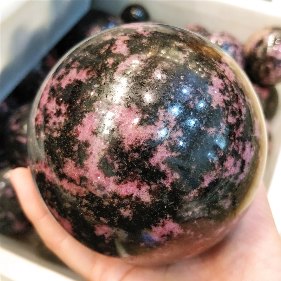 1-2kg Natural Rose Rhodonite Gemstones Sphere Large Size Crystal Ball Meditation Home Decor Living Room Mineral Collections