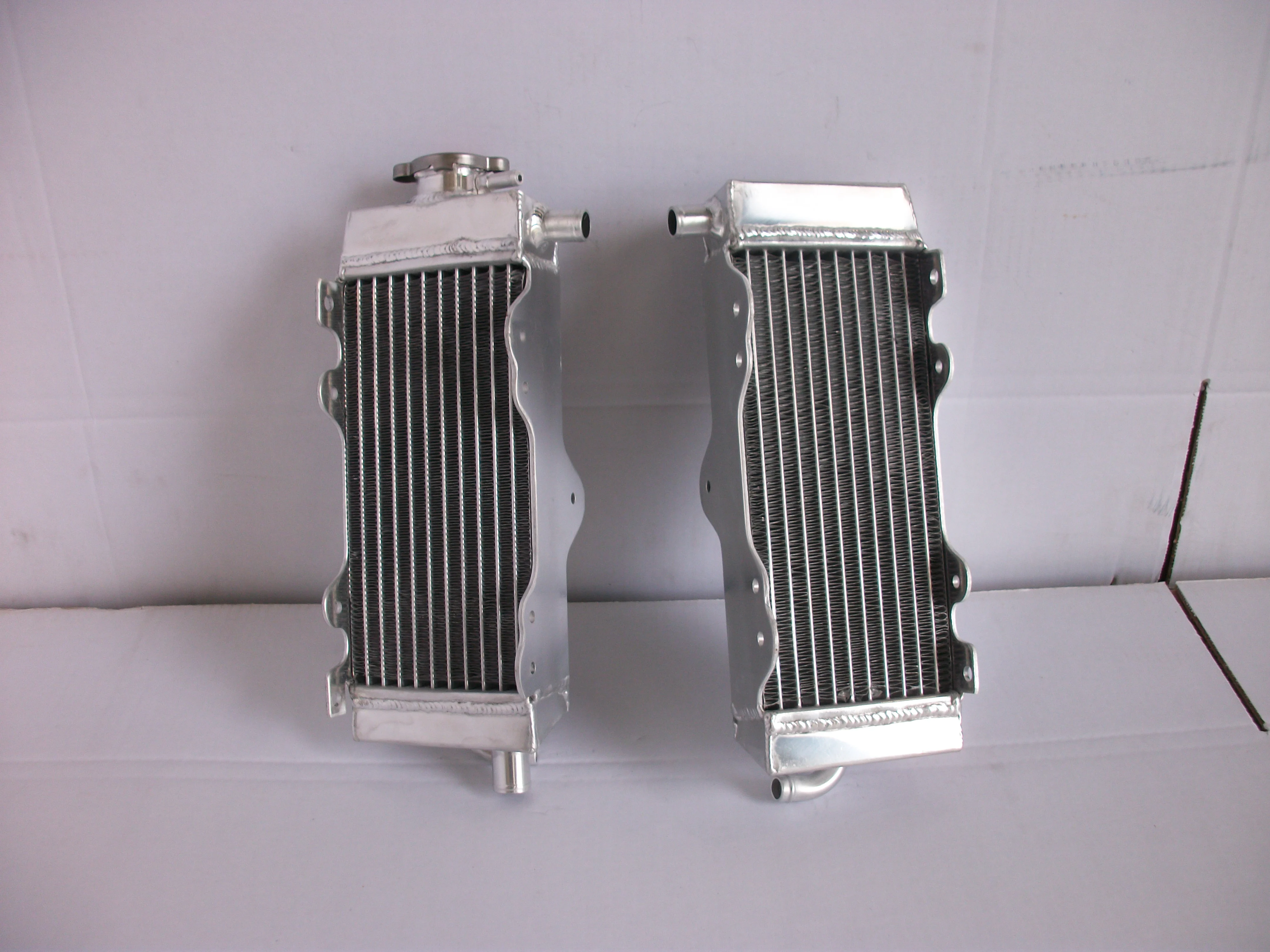 

Aluminum radiator For Yamaha YZ125 YZ 125 96 97 98 99 00 01 1 Year Warranty