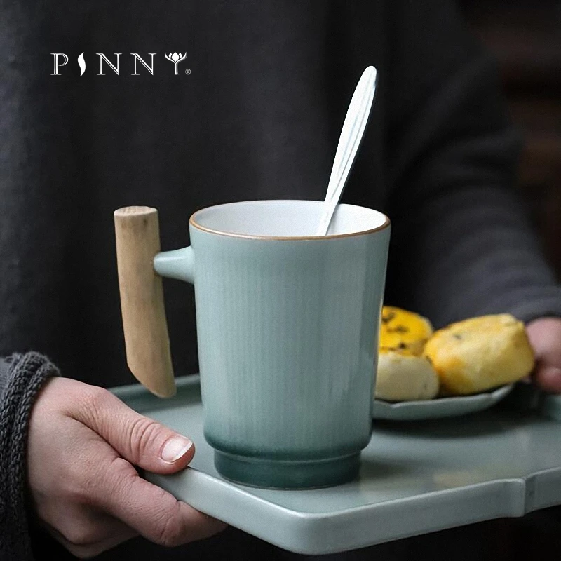 PINNY-tazas de cerámica Cyan Glaze de 320ML, taza de café moderna para oficina, taza de desayuno con mango de madera