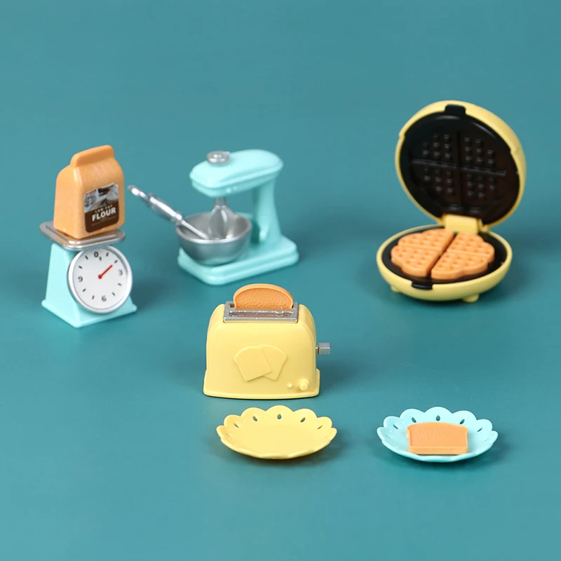 1/12 Dollhouse Miniature Kitchen Set Bread machine Blender Electronic scales