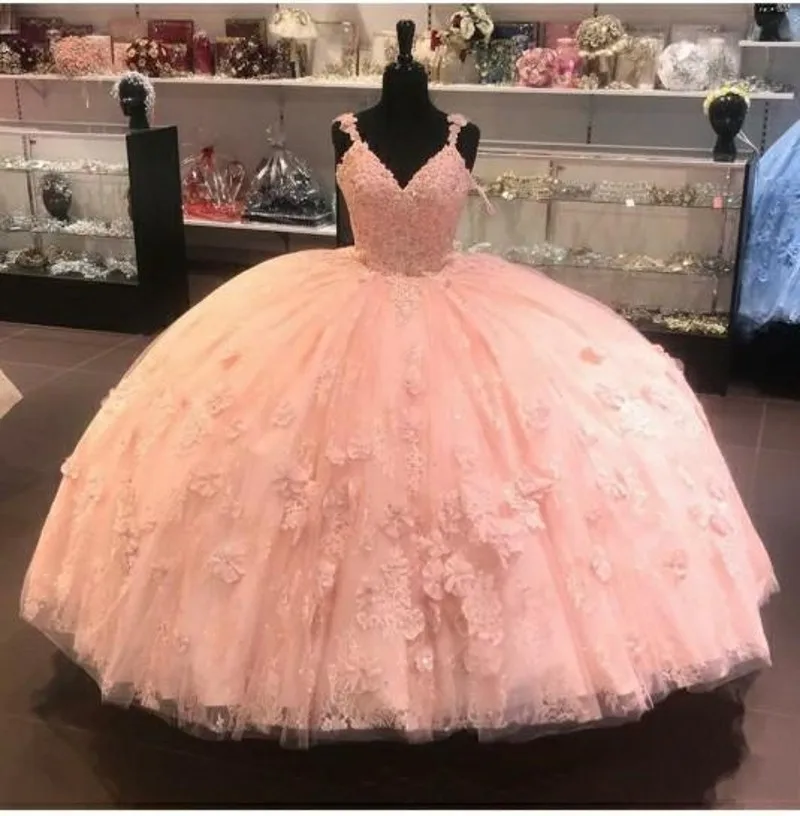 Modest Ball Gown Quinceanera Dresses With Spaghetti Straps Applique Lace Sweet 16 Cheap Party Dress vestido de 15 anos