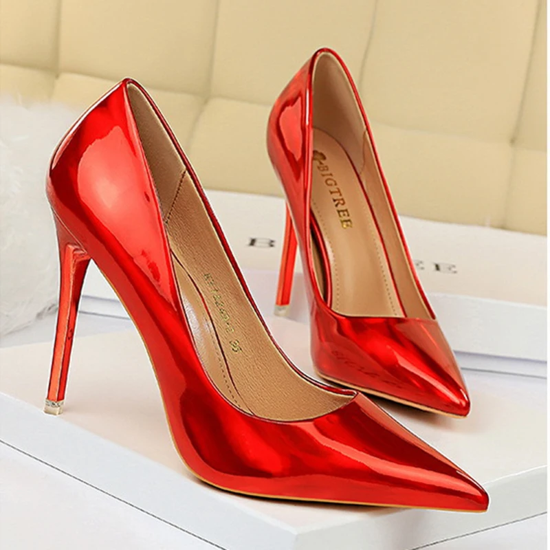 Metal Heel with High-Heeled Shiny Patent Leather Shallow Mouth Pointed Sexy Sexy Nightclub Was Thin Heels Wedding Shoes Banquet