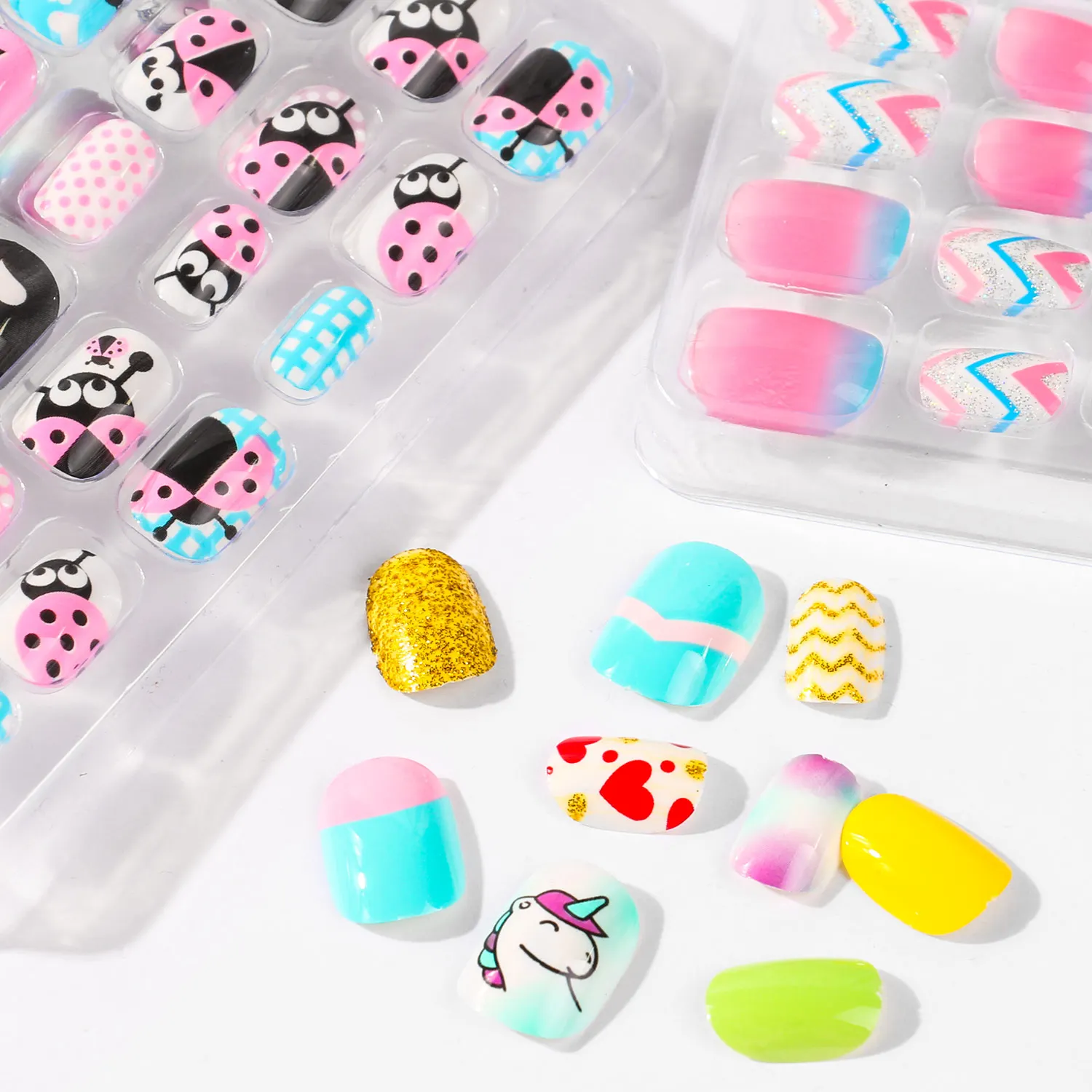 120pcs Child Full Cover Nails Kids False For Kid Girls Candy Press on Fake Nails Colorful Self Adhesive Nail Manicure Tips