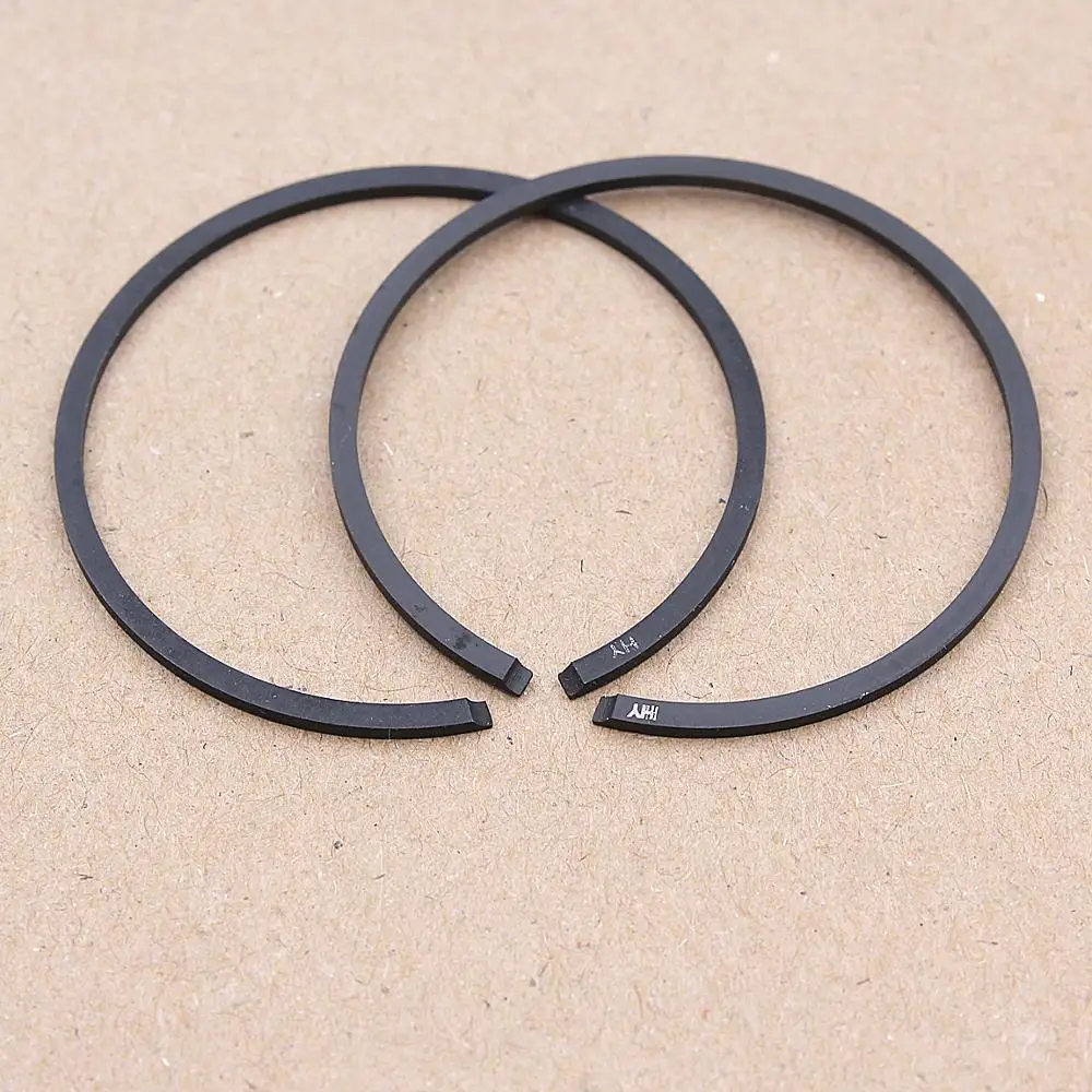 2PCS Chainsaw Piston Rings Set 1.2mm x 42.5mm for STIHL 025 MS250 MS 250 Chainsaw 1123 034 3006 Replacement Spare Parts