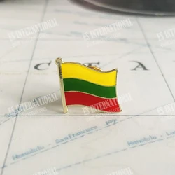 Lithuania National Flag Lapel Pins Crystal Epoxy Metal Enamel Badge Paint Brooch Souvenir Suit Personality Commemorative Gifts