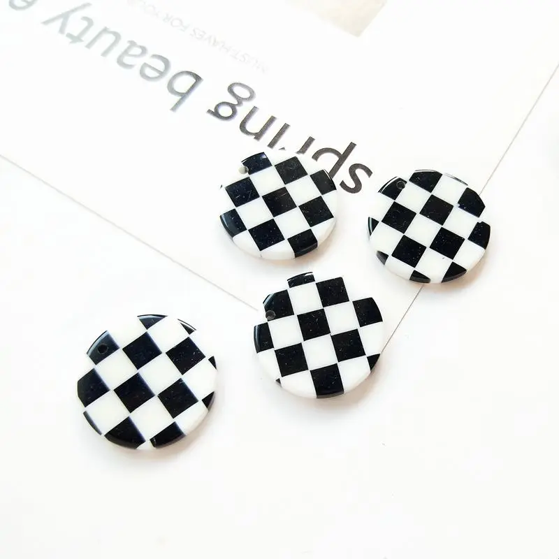 PURPLEGRAPE Klassische mode schwarz und weiß gitter acetat material geometrie anhänger DIY ohrringe zubehör ein pack von 8