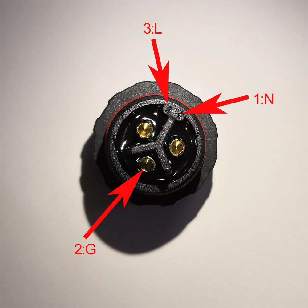 WVC2800W 1600 واط 1200 واط 700 واط 600 واط WVC سلسلة الشمسية مايكرو على شبكة عاكس الطاقة ذكر أو موصل سالب للاتصال كابل