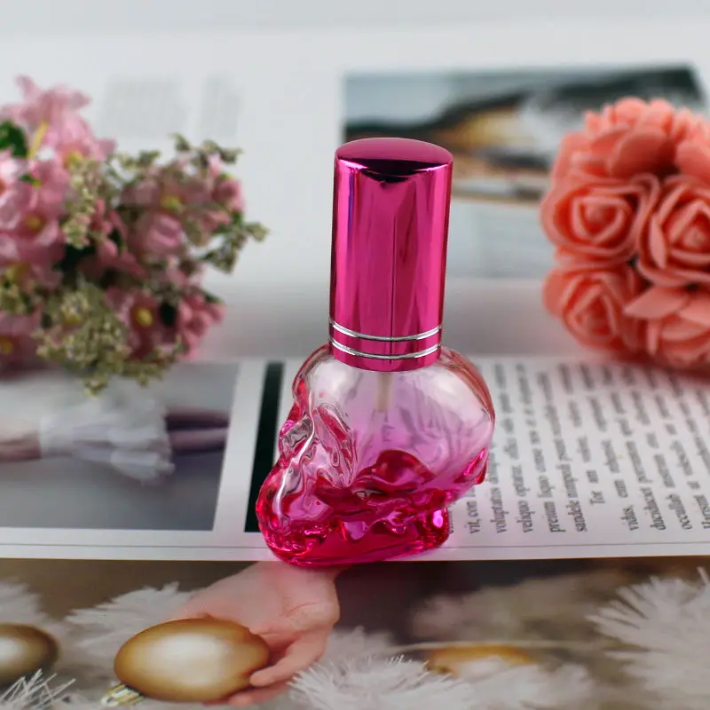 8ml Skull Shape Refillable Portable Empty Glass Perfume Bottle Travel Mini Press Spray Parfum Dispenser Cosmetic Container