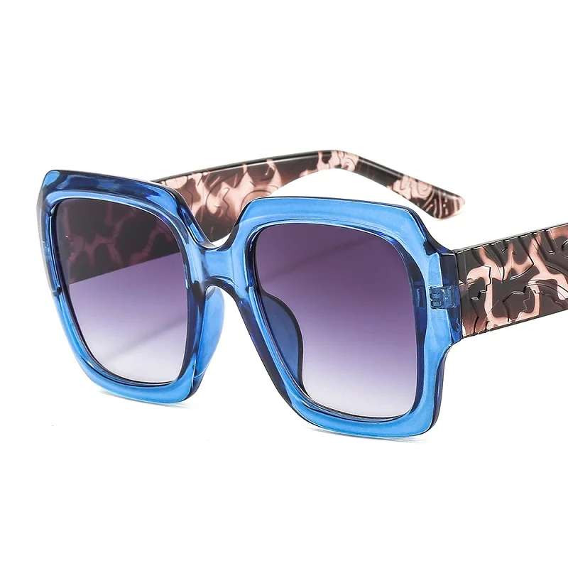 D&T 2021 New Fashion Square Sunglasses Women Men Goggle Gradients Lens Carved Pattern Leopard Frame Brand Designer Luxunry UV400