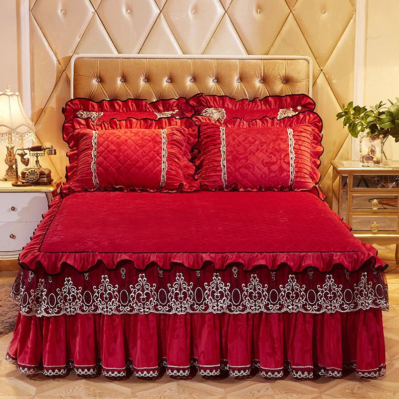 

Solid Color Velvet Embossing Bedspread Thicken Plush Quilted Bed Skirt King Size Bed Protector Cover Not Including Pillowcase