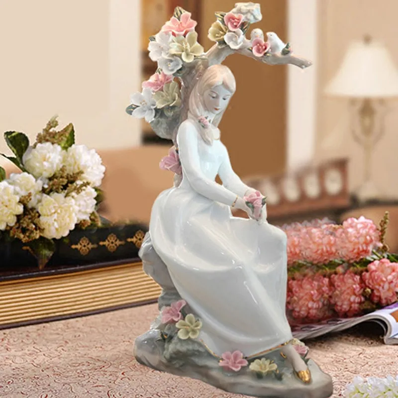 

36CM HANDICRAFT PORCELAIN GIRL STATUE CERAMIC PALACE WESTERN WOMAN FIGURE HOME DECOR ACCESSORIES AND VALENTINE'S DAY GIFT R2258