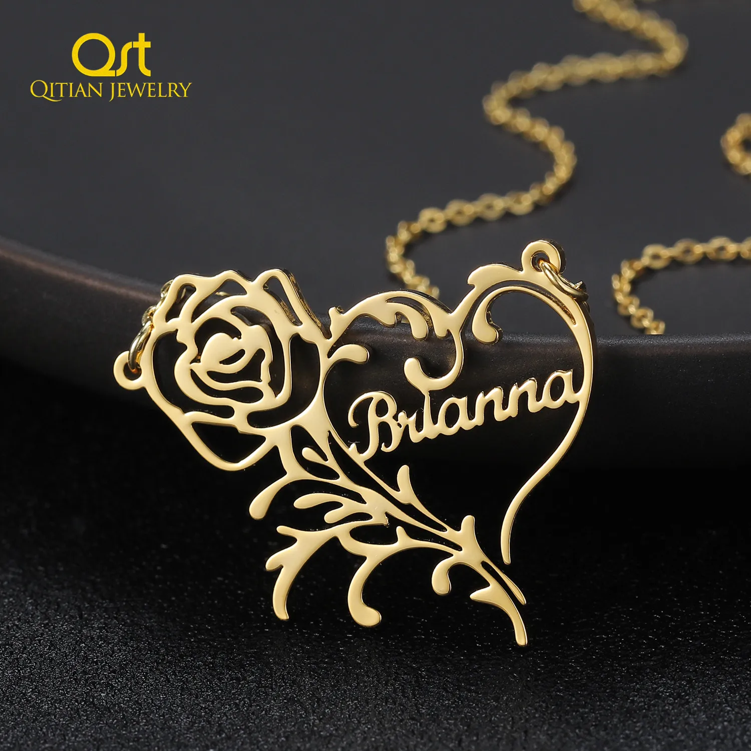 Personalized Romantic Rose Heart Name Necklace For Love Stainless Steel Customized Nameplate Name Necklaces Charm Woman Jewelry