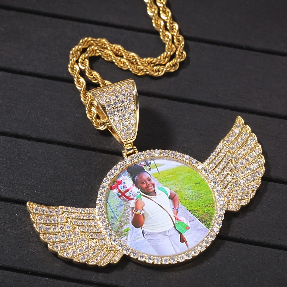 THE BLING KING Cubic Zirconia Made Photo Pendant Necklace Soild Back Full Iced Out  Wing Round Tag Hiphop Jewelry Gifts