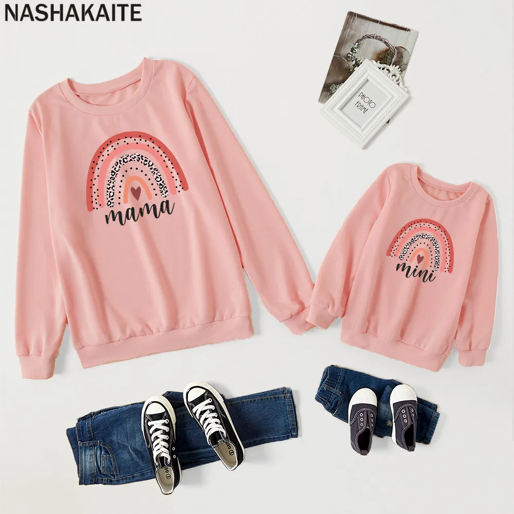 Autumn Family Sweatshirt Mother And Daughter Clothes “Mini Mama” character printed Sweatshirts Mommy And Me Clothes family look