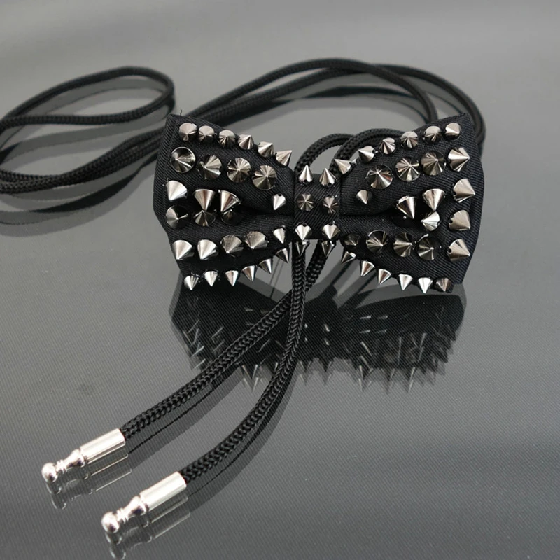 2024 New Mens Women Fashion Punk Rivet Bow Tie Hip Pop Black Male Female Special Metal Nail Necktie Rock Style Bowtie