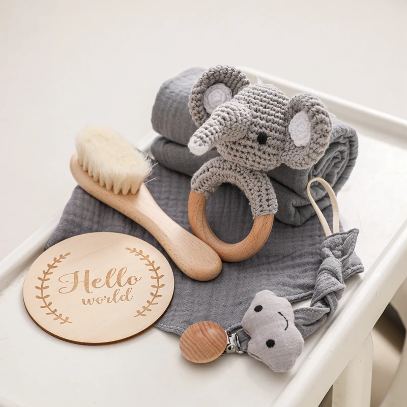 Bath Toys Set Photography Supplies Kid Swaddle Wrap Baby Milestones Brush Animal Rattle Pacifier Chain Bibs Baby Birth Items