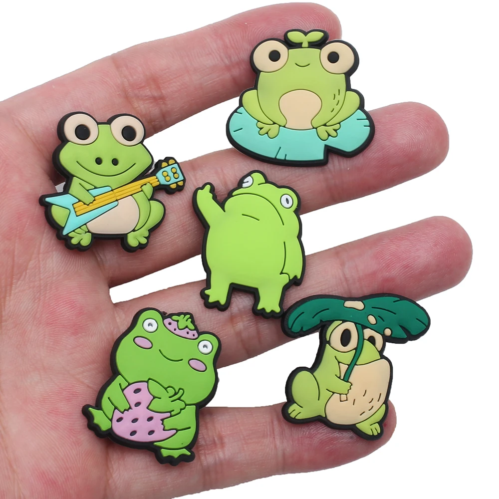 1pcs Funny Frog Shoes Charms Sad Frog Green Animal Froggy Gesture Decoration for shoe Charms Designer For Xmas Gifts