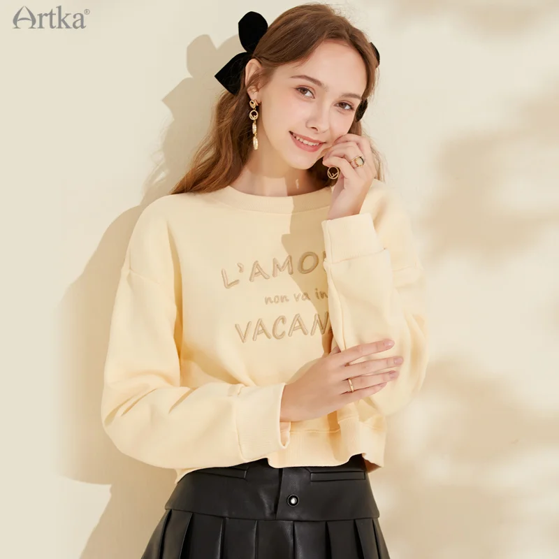 ARTKA 2021 Autumn New 100% Cotton Fashion Letter Embroidery Pullover Sweatshirt Casual Long Sleeve Sweatshirts Women VA25008D