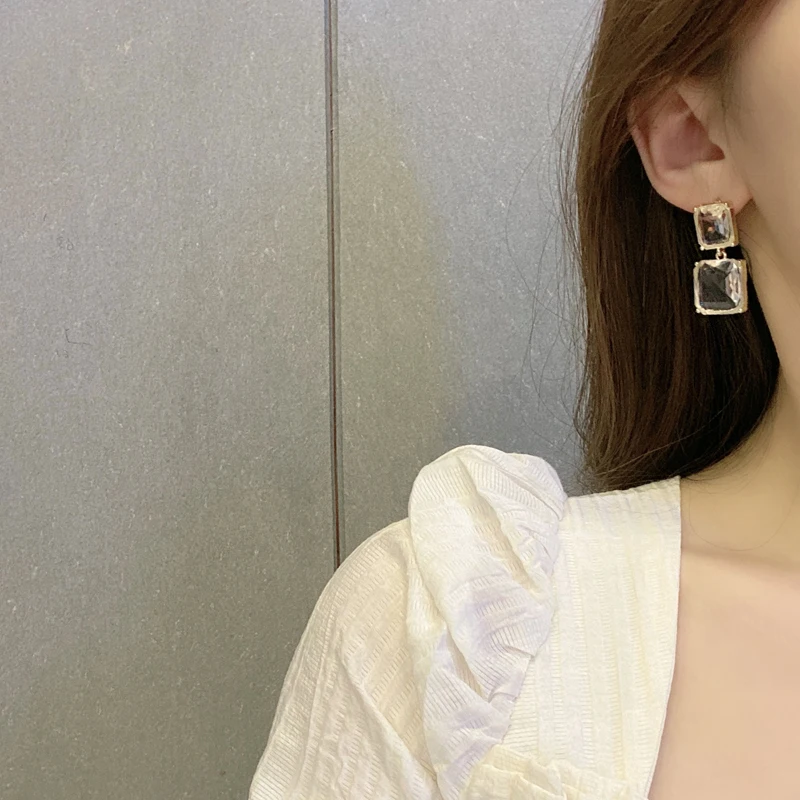 Korean Baroque Retro Temperament Crystal Clip Earrings Creative Transparent Simple Geometric Square Clip on Earrings No Hole