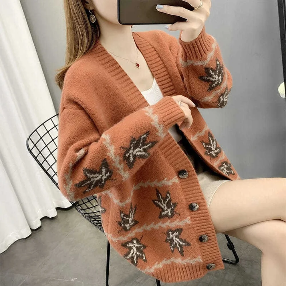 Women\'s Knitted Cardigan, Beautiful Sweater with Maple Leaf Pattern, V-neck Button Khaki Ladies Sweater Cardigan Autumn Cardigan