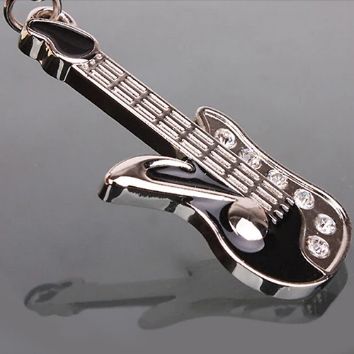 2020 Fashion Mini Guitar Pendant Rhinestone Key Ring Chain Keyring Keychain Gift sleutelhanger porte clef брелок для ключей