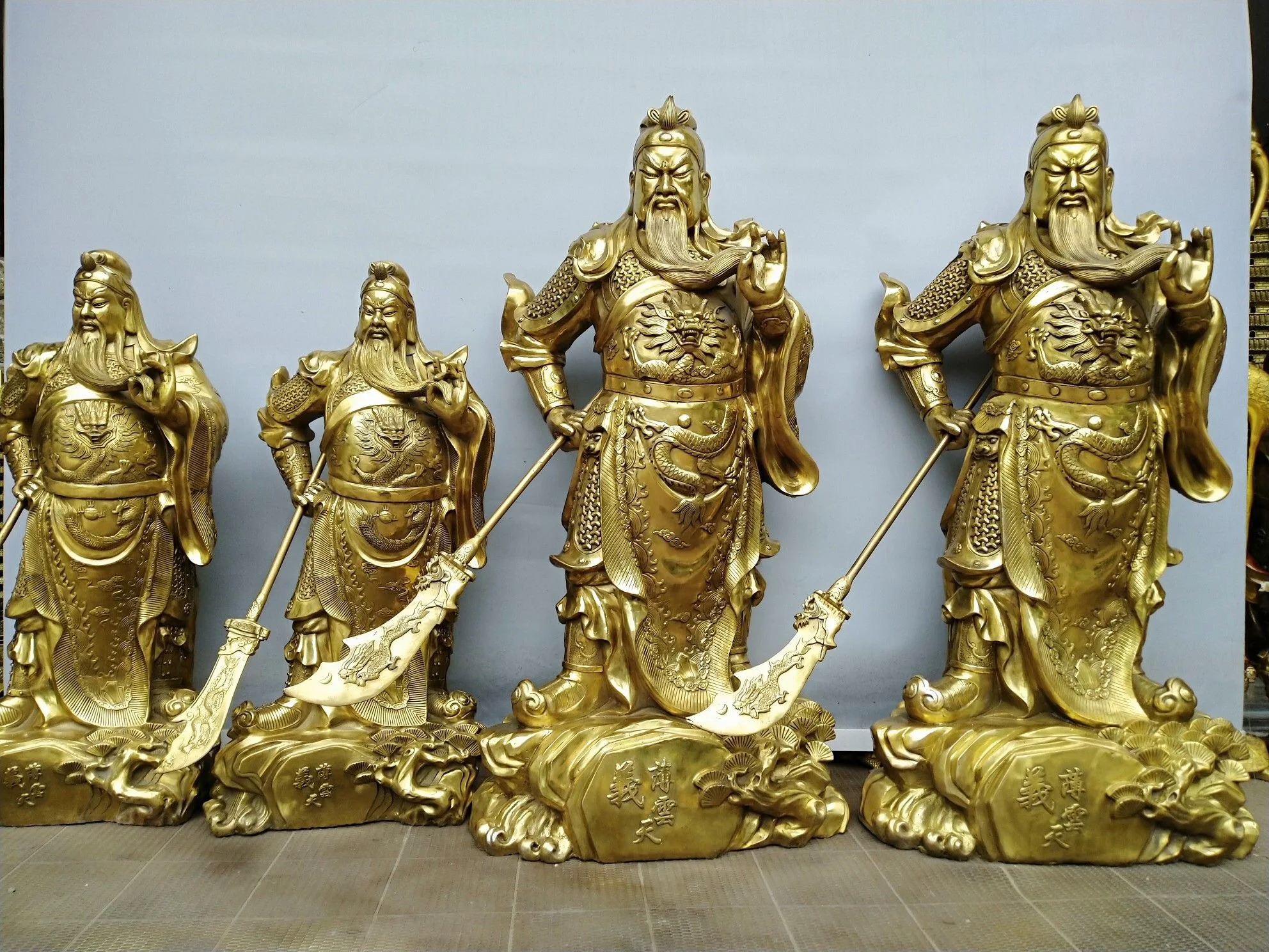

105CM Free Shipping Recommended Decorations For Halls Offices, "Yibo Yuntian",Knife, Guan Gong Military Commander Bronze Statue
