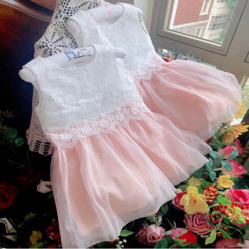 

Baby girl summer vintage lace stitching princess dress kids sleevelss mesh ball gown dress