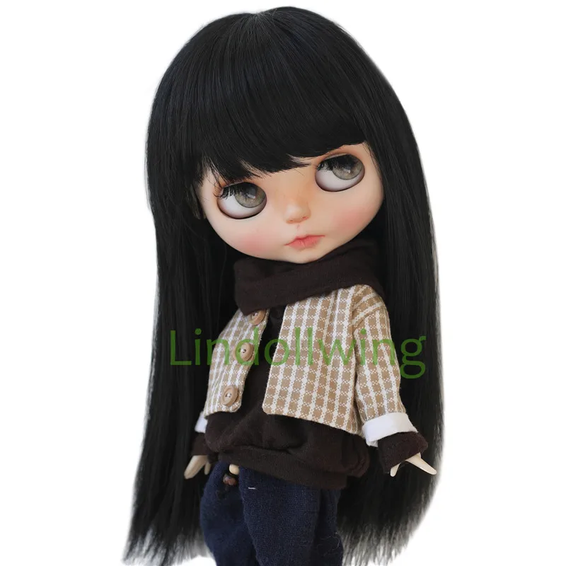 9-10 inch Blyth Wig Long Straight Black Hair